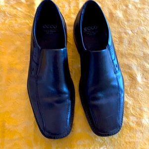 Ecco men’s black Holton slip on dress shoes